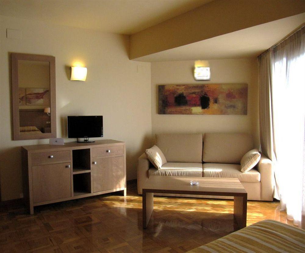 Apartamentos Ms Pepita بينالماذينا المظهر الخارجي الصورة
